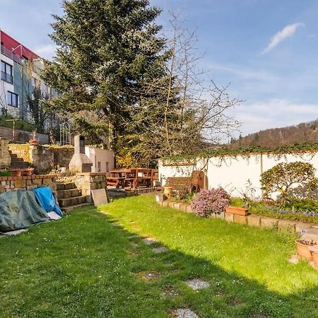 Apartman Vishegrad Appartement Karlsbad Buitenkant foto
