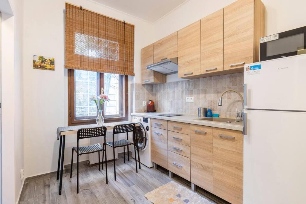 Apartman Vishegrad Appartement Karlsbad Buitenkant foto